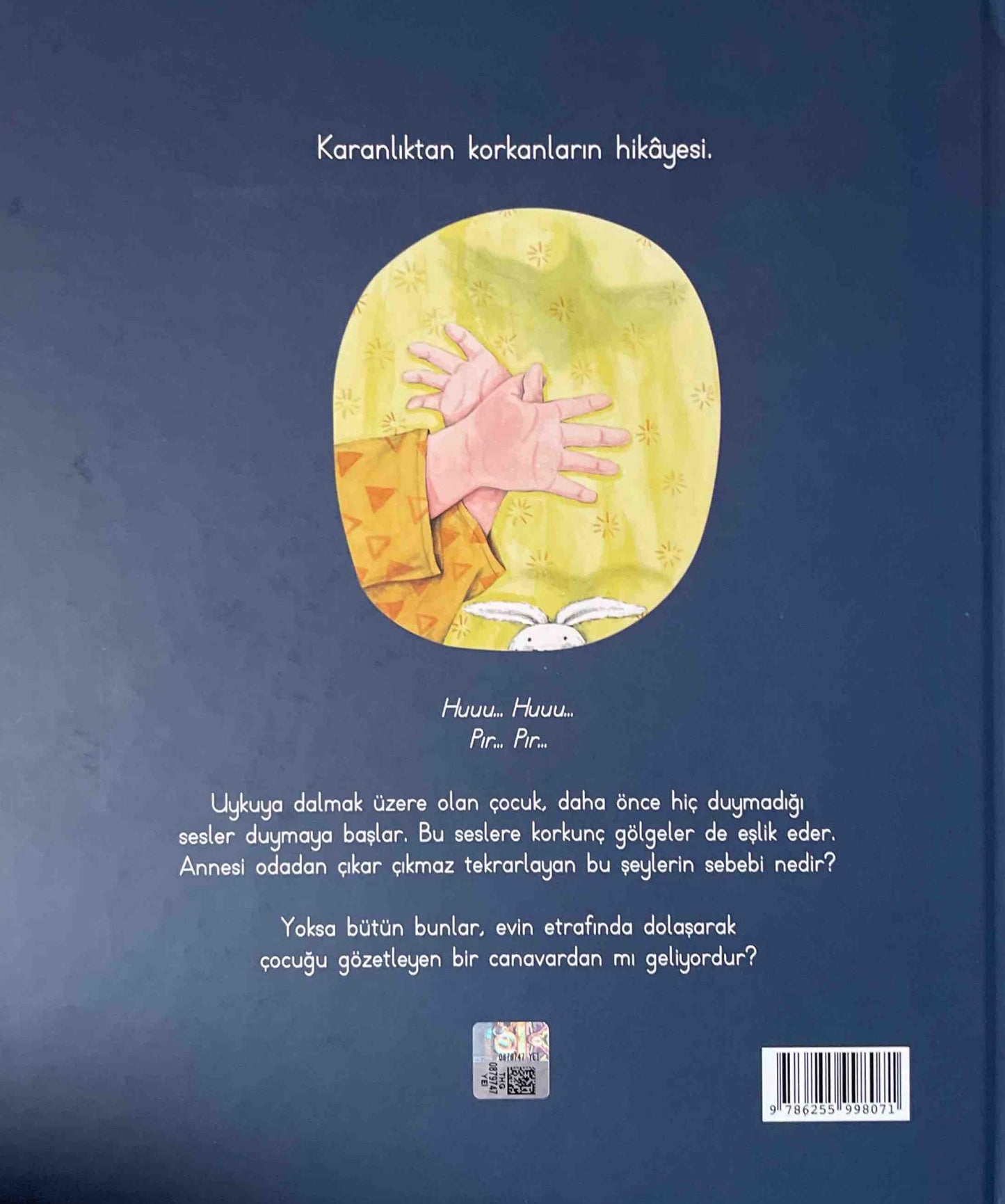 Annemin Kanatları Altında