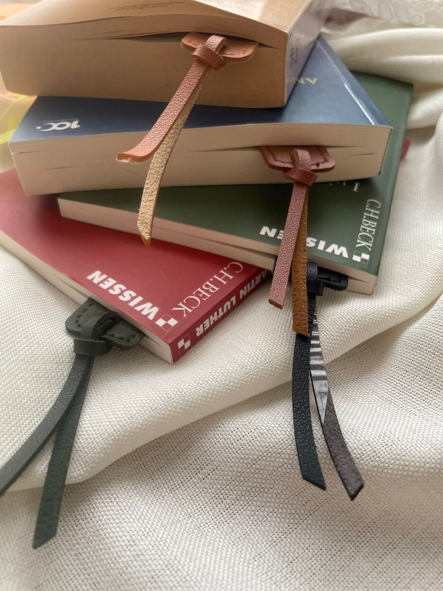 Leder Lesezeichen mit Wunschgravur