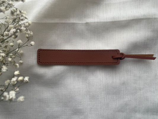 Leder Lesezeichen mit Wunschgravur